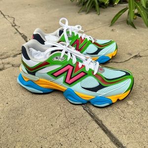 New Balance 9060 Green/ Pink